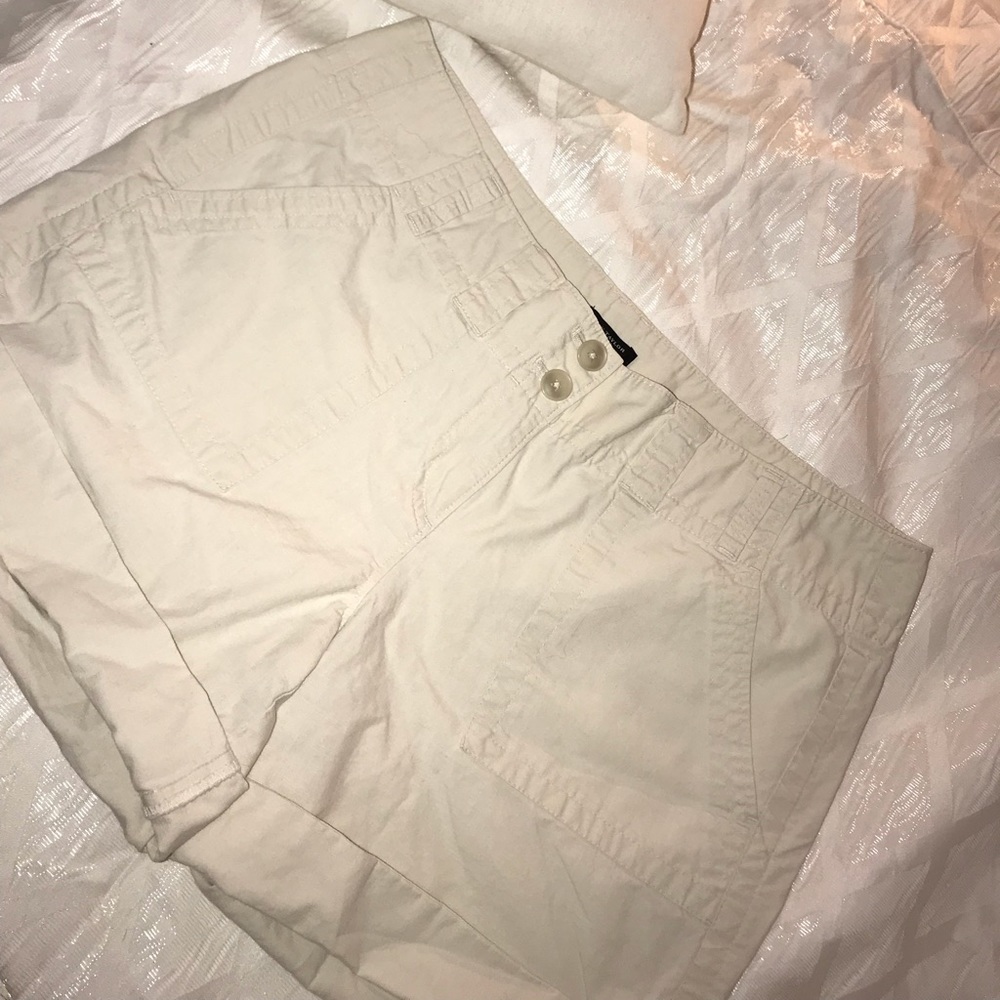 🌸Ann Taylor signature shorts ❤️